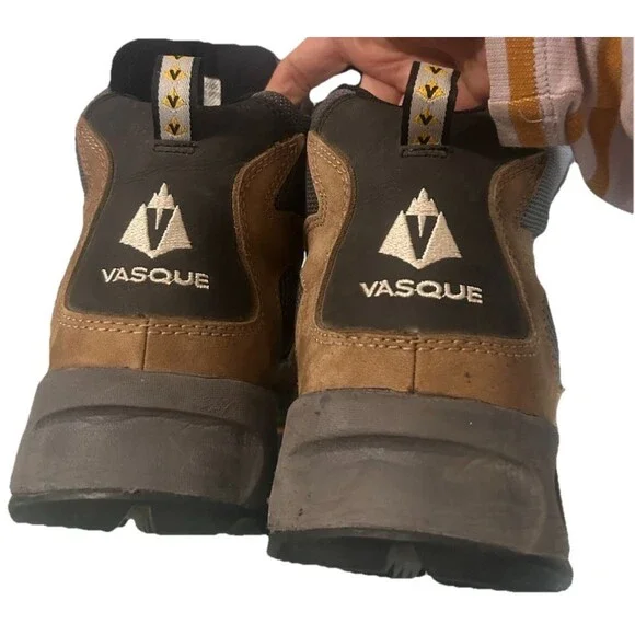 VASQUE Breeze GoreTex Mens 13M Hiking BootsBrown Leather Nubuck Vibram 7462